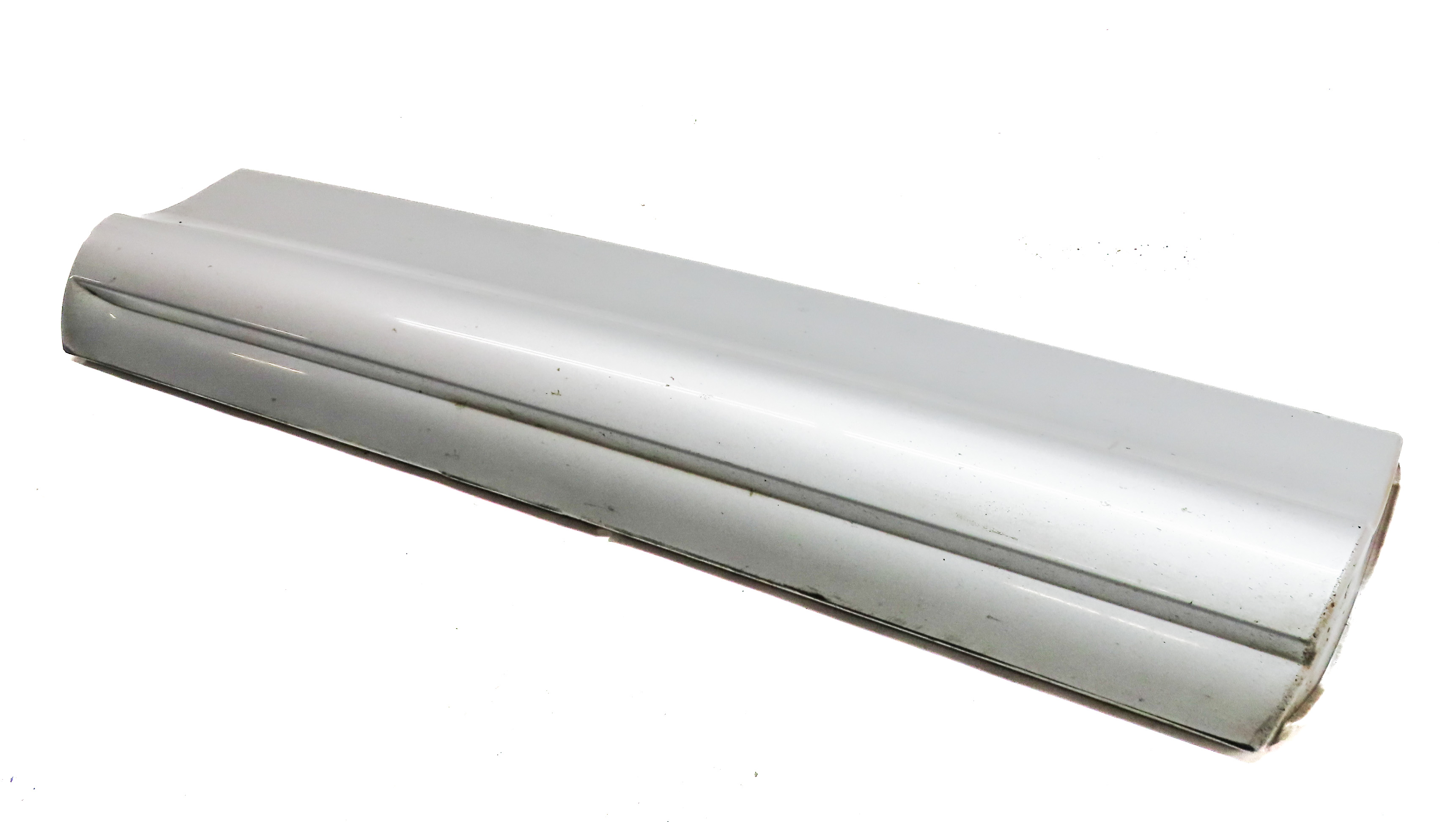 2010-2015 AUDI Q7 REAR RIGHT LOWER DOOR TRIM MOULDING (w/out SLINE) (Silver) — exact item pictured